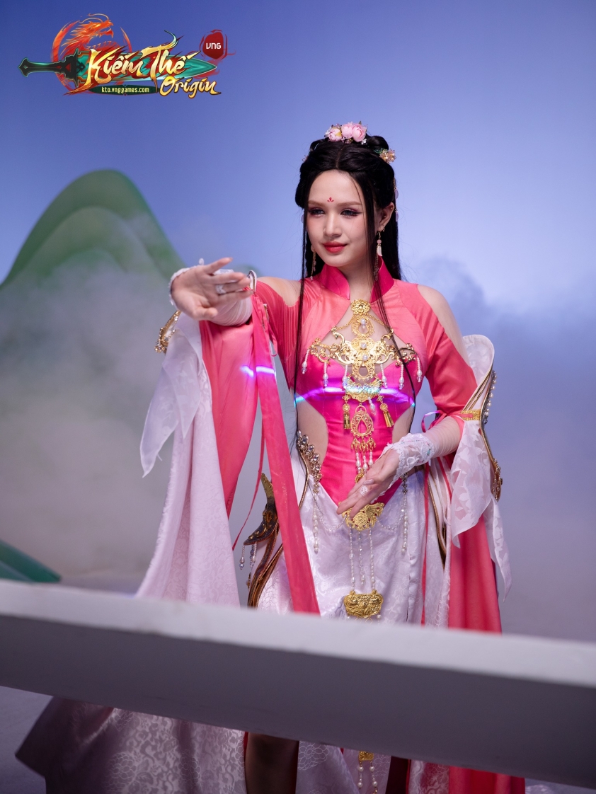 Xoài Non hóa thân thành đệ tử phái Nga Mi trong tựa game Kiếm Thế huyền thoại 276277