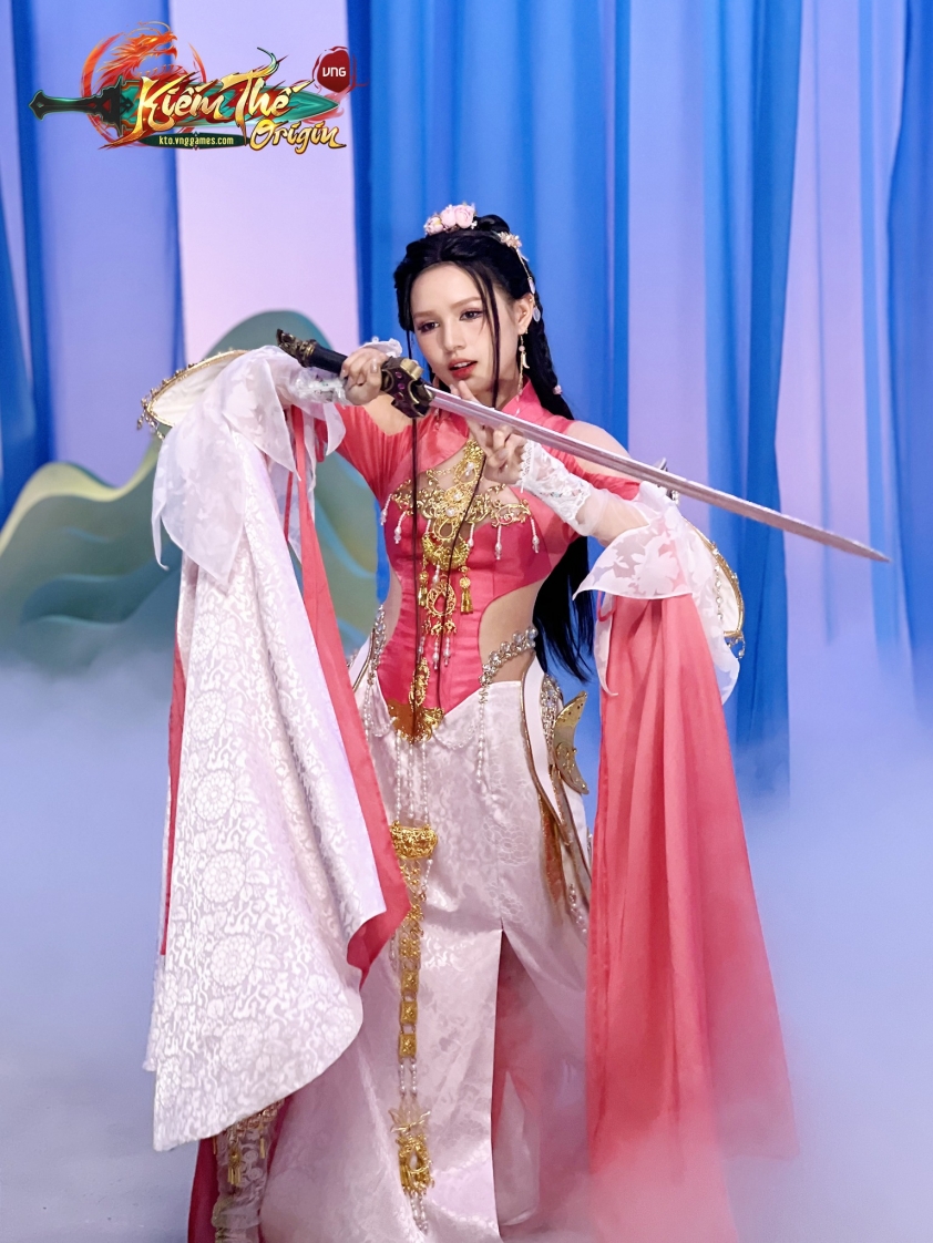 Xoài Non hóa thân thành đệ tử phái Nga Mi trong tựa game Kiếm Thế huyền thoại 276278