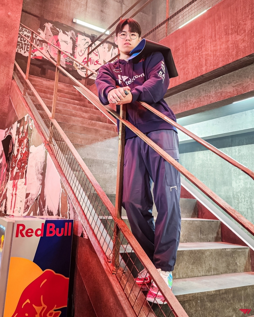 Faker hé lộ lý do ban huấn luyện T1 dành sự quan tâm đặc biệt cho Oner 280226