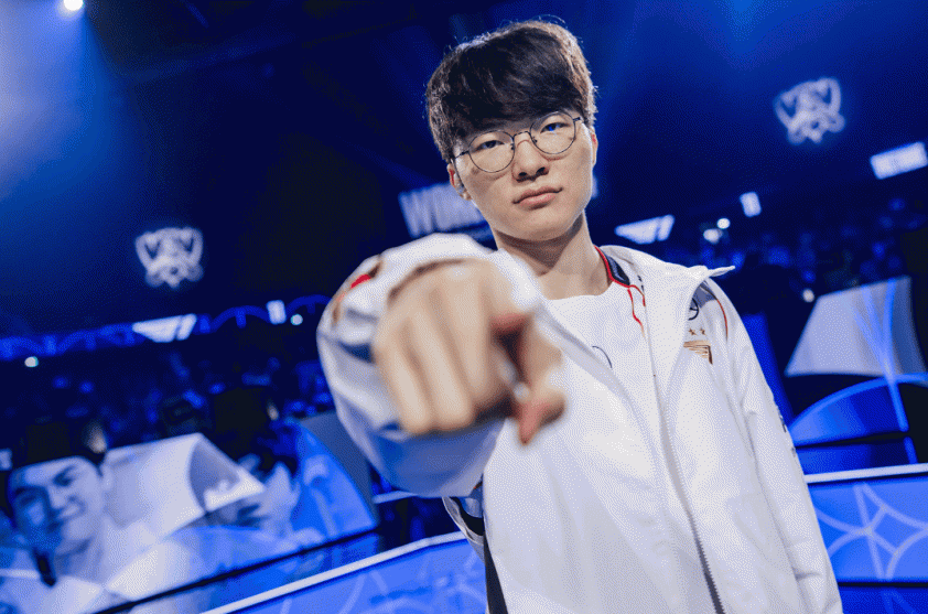 Faker: 'Tôi đọc sách để cải thiện kỹ năng chơi game' 557432