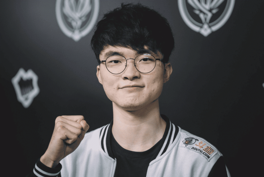 Faker là ai? Tiểu sử Faker - GOAT của bộ môn LMHT 575163Faker là ai? Tiểu sử Faker - GOAT của bộ môn LMHT 575163