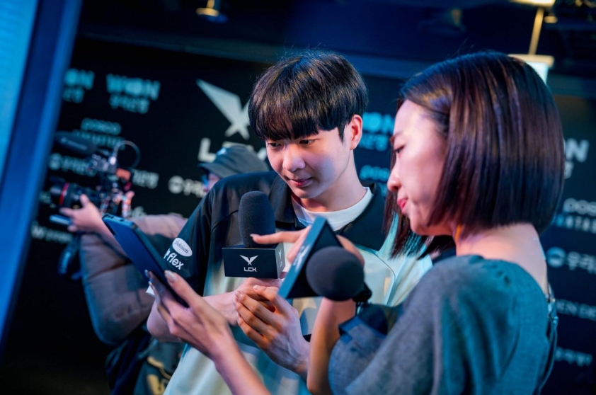 Trực tiếp LCK hôm nay 4/9: DK vs BFX 697339