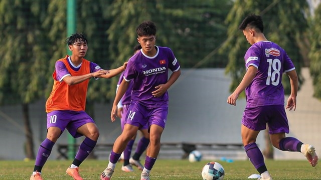 'Vua giải trẻ' Nguyễn Quốc Việt và Tết xa nhà đầu tiên cùng U23 Việt Nam 107259