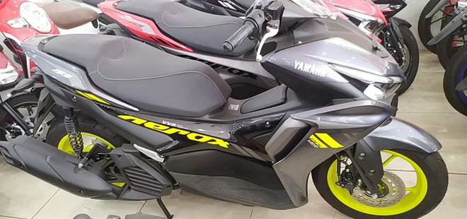 Yamaha-NVX-155-4
