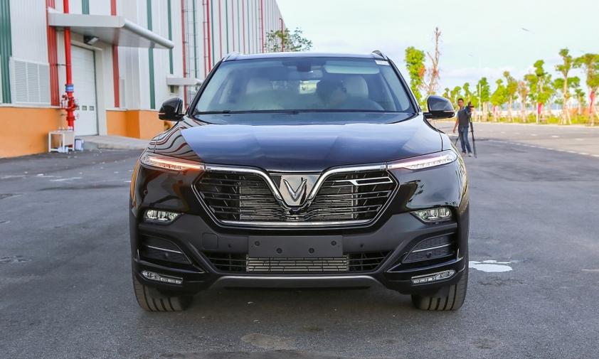 VinFast-Lux-SA20 (2)