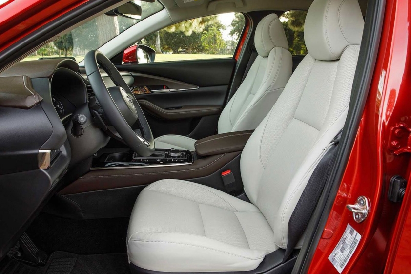Mazda-CX-30-13