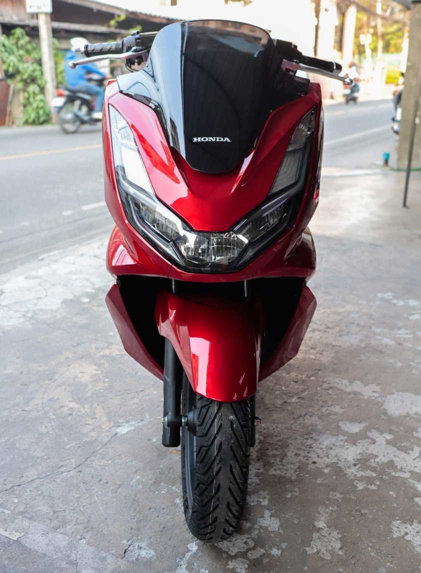 Honda-PCX-160-3