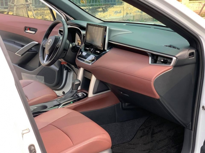 toyota-corolla-cross-2