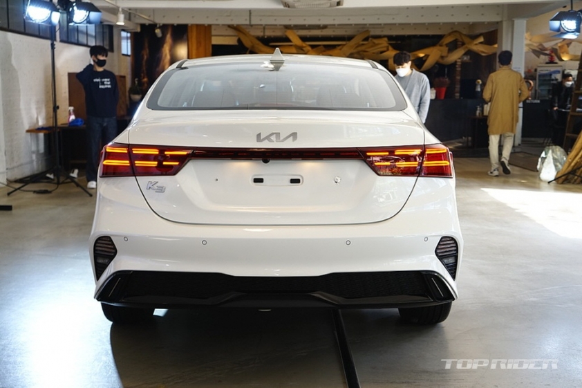 kia-cerato-2021-3
