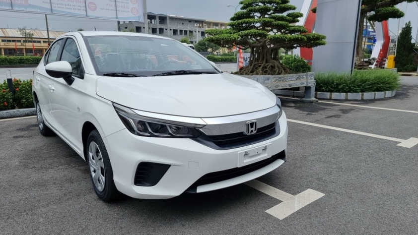 Honda-City-E (1)