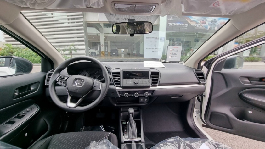 Honda-City-E (4)
