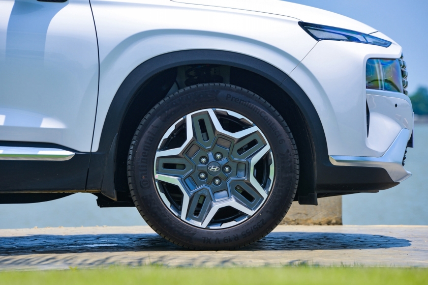 hyundai-santa-fe-2021-5