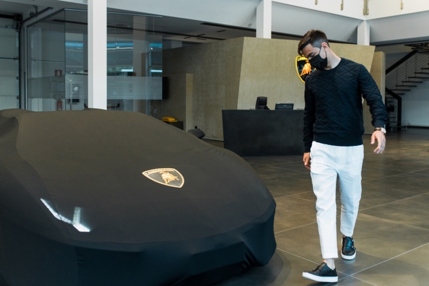 Lamborghini_Aventador_S_Paulo_Dybala_6
