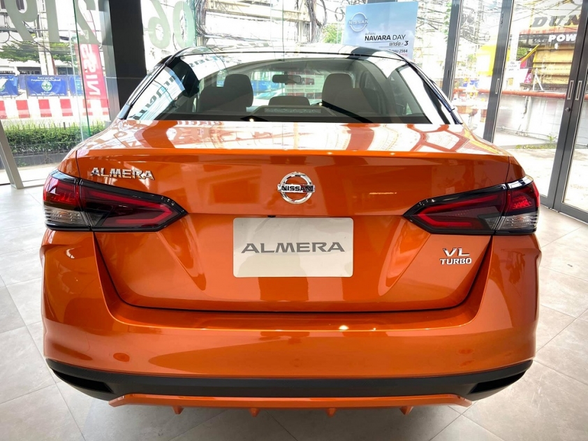 Nissan-Almera-2021-3