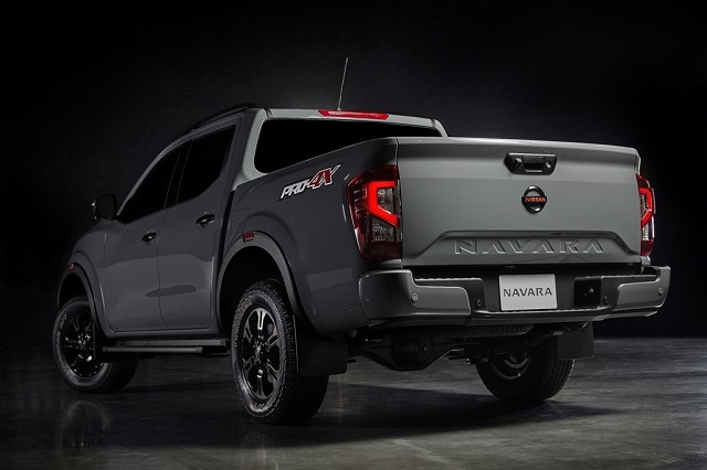 nissan-navara-2021-1