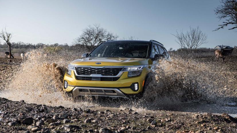 Kia Seltos bản Nightfall Edition ra mắt: hầm hố hơn, giá rẻ nhất 47617