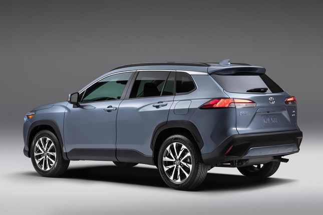 toyota-corolla-cross-4