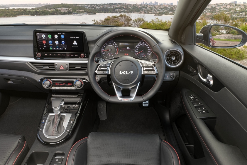 kia-cerato-2021-2
