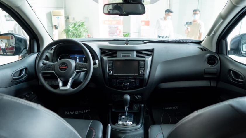 nissan-navara-08