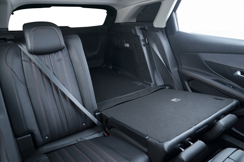 gia-lan-banh-peugeot-3008