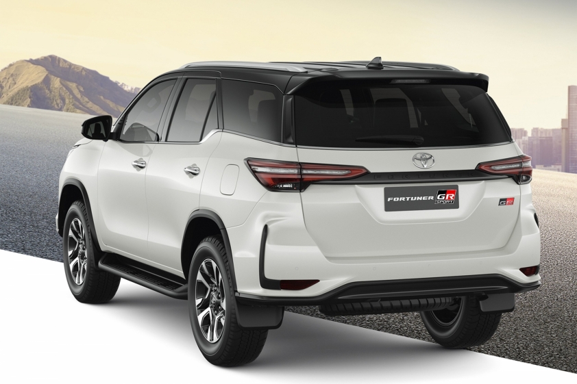 toyota-fortuner-gr-sport