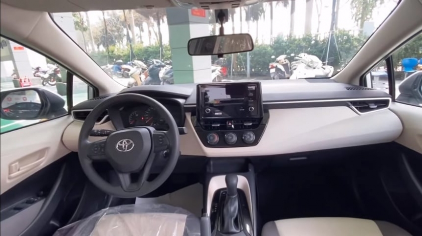 toyota-corolla-altis-2021-7