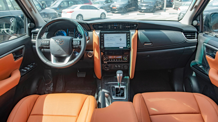 toyota-fortuner-6