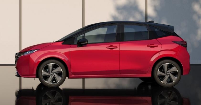 Nissan-Note-Aura-3