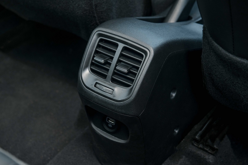 Hyundai-Grand-i10-2021-7