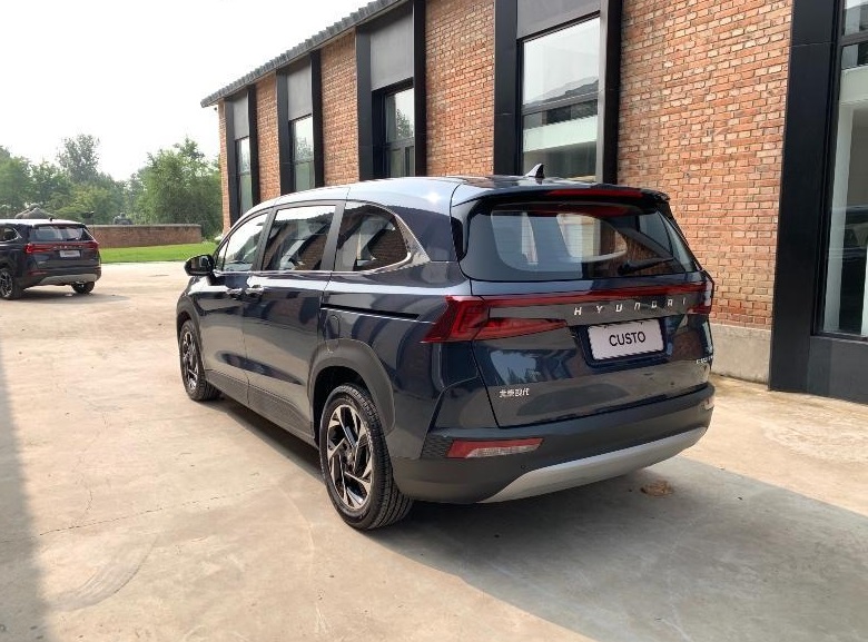 hyundai-tucson-7-cho-1