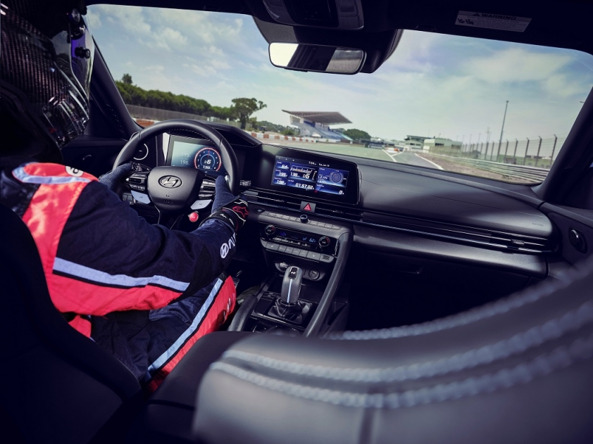 hyundai-elantra-n-2022-3