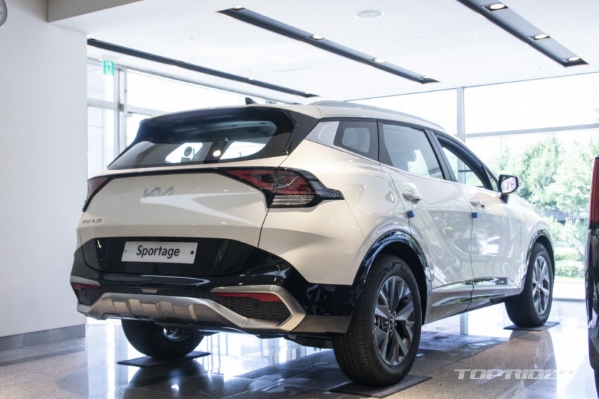kia-sportage-2022-7