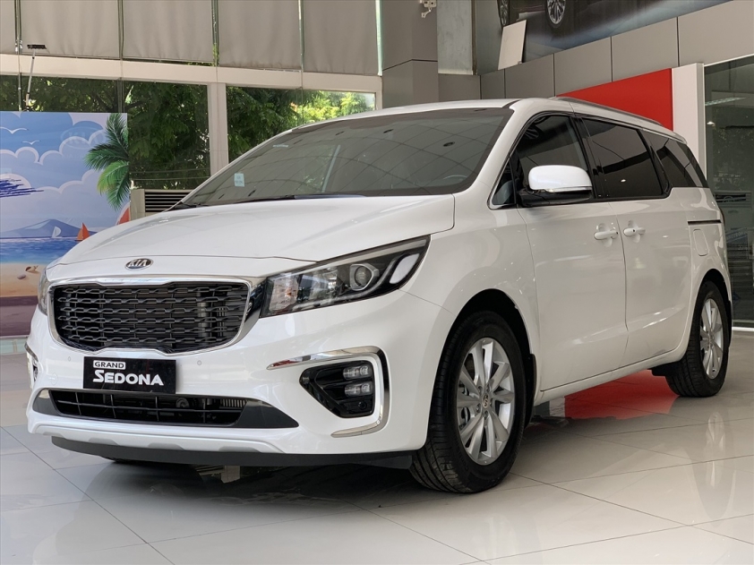 kia-sedona