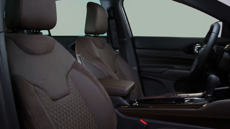 Jeep-Commander-5
