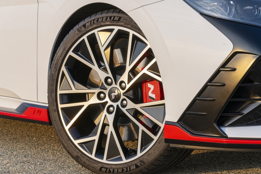 hyundai-elantra-n-2022-5