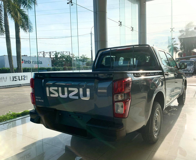 Isuzu-Dmax-1