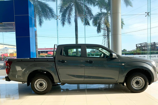 Isuzu-Dmax-2