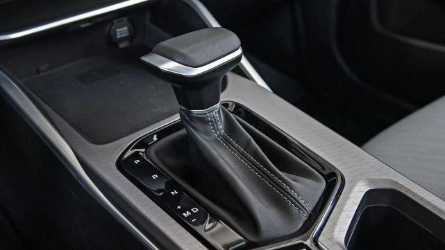 geely-emgrand-2021-3