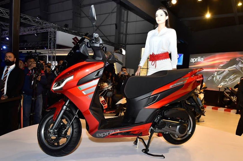 Aprilia-SR-160-2