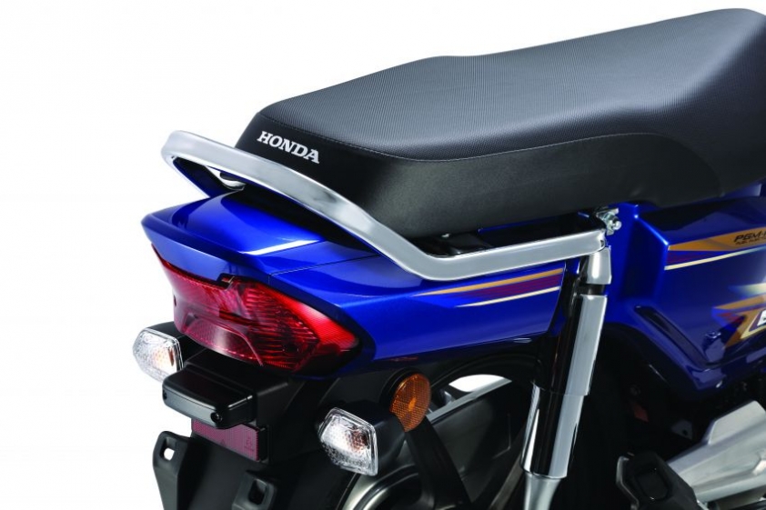 honda-dream-5