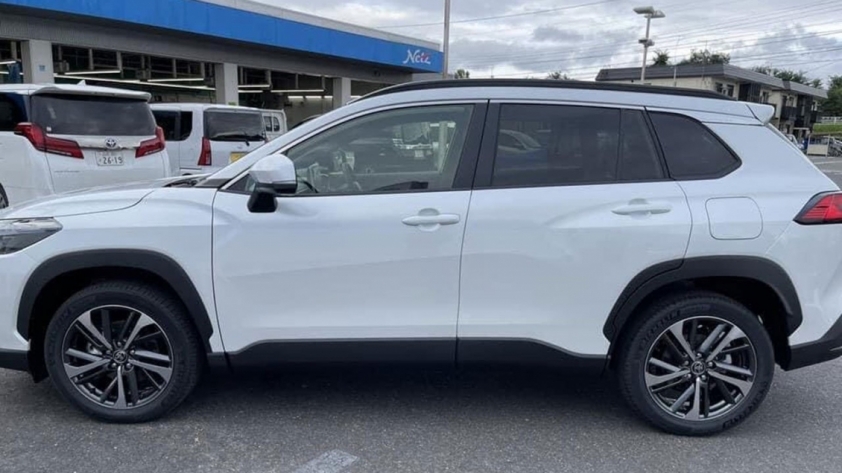 toyota-corolla-cross-2022-1