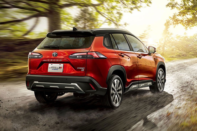 Toyota-Corolla-Cross-GR-Sport-1