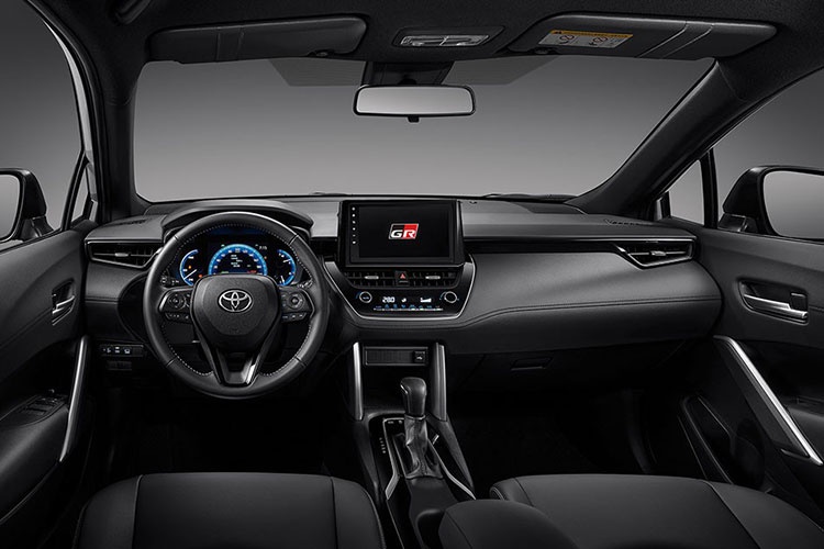 Toyota-Corolla-Cross-GR-Sport-2