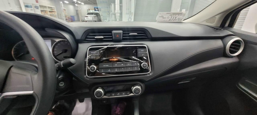 Nissan-Almera-2