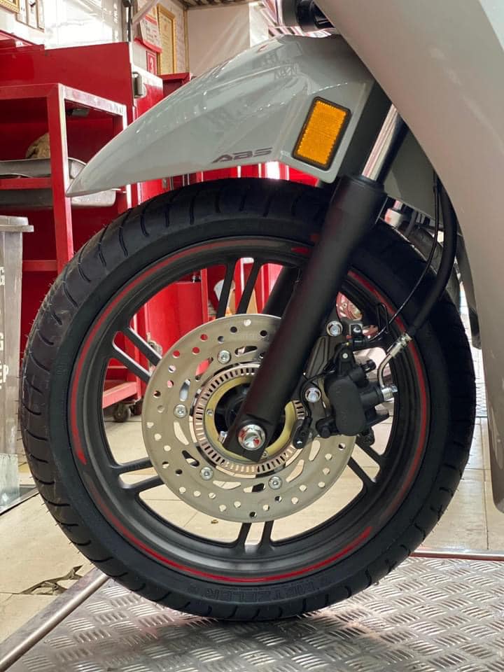 honda-sh-350i-3