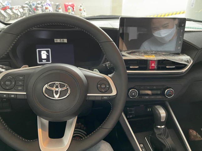 Toyota-Raize (4)