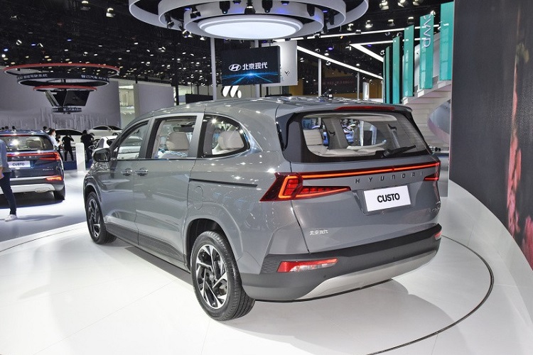 hyundai-custo-2022-6