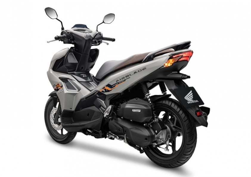 honda-air-blade-gioi-han-1