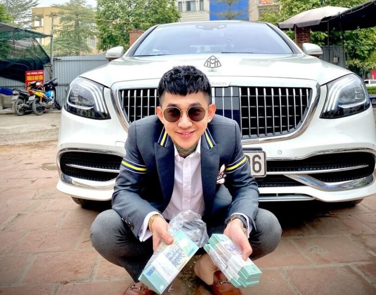 Cận cảnh Mercedes-Benz S-Class độ Maybach từng gắn bó với “Hoàng Tử Gió” 79936