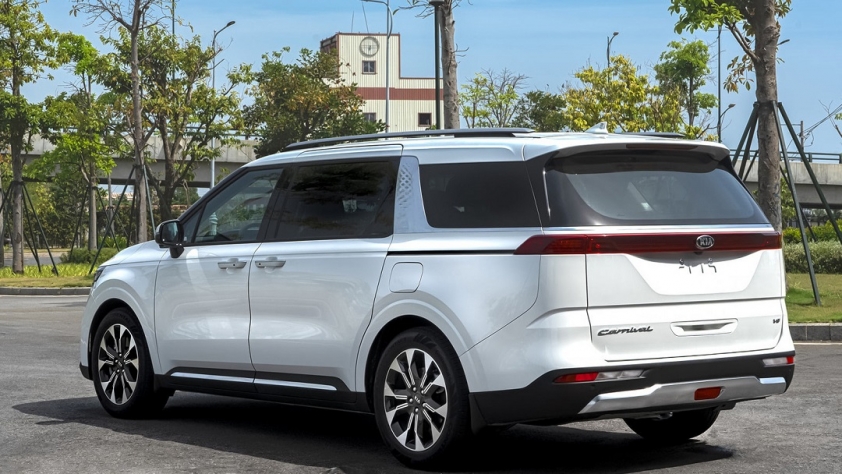 kia-carnival-2-6